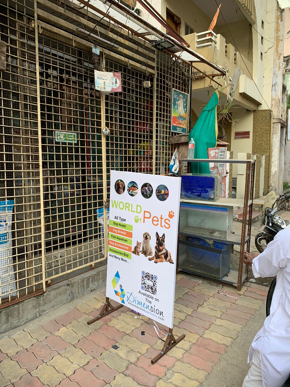 Standee printing press services in Juni oli Kamptee, Nagpur Check sample for pets house