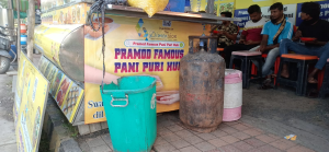 Sticker printing press services in Kamptee, Check sample for Famous Pani Puri Hub 4